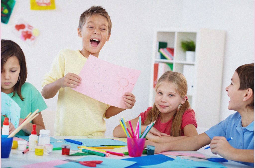 7 Tips for Encouraging Creativity in Children - Interactive Children's ...